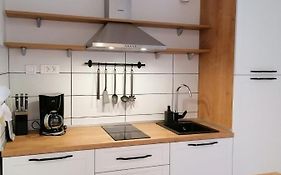 Lolo Apartment